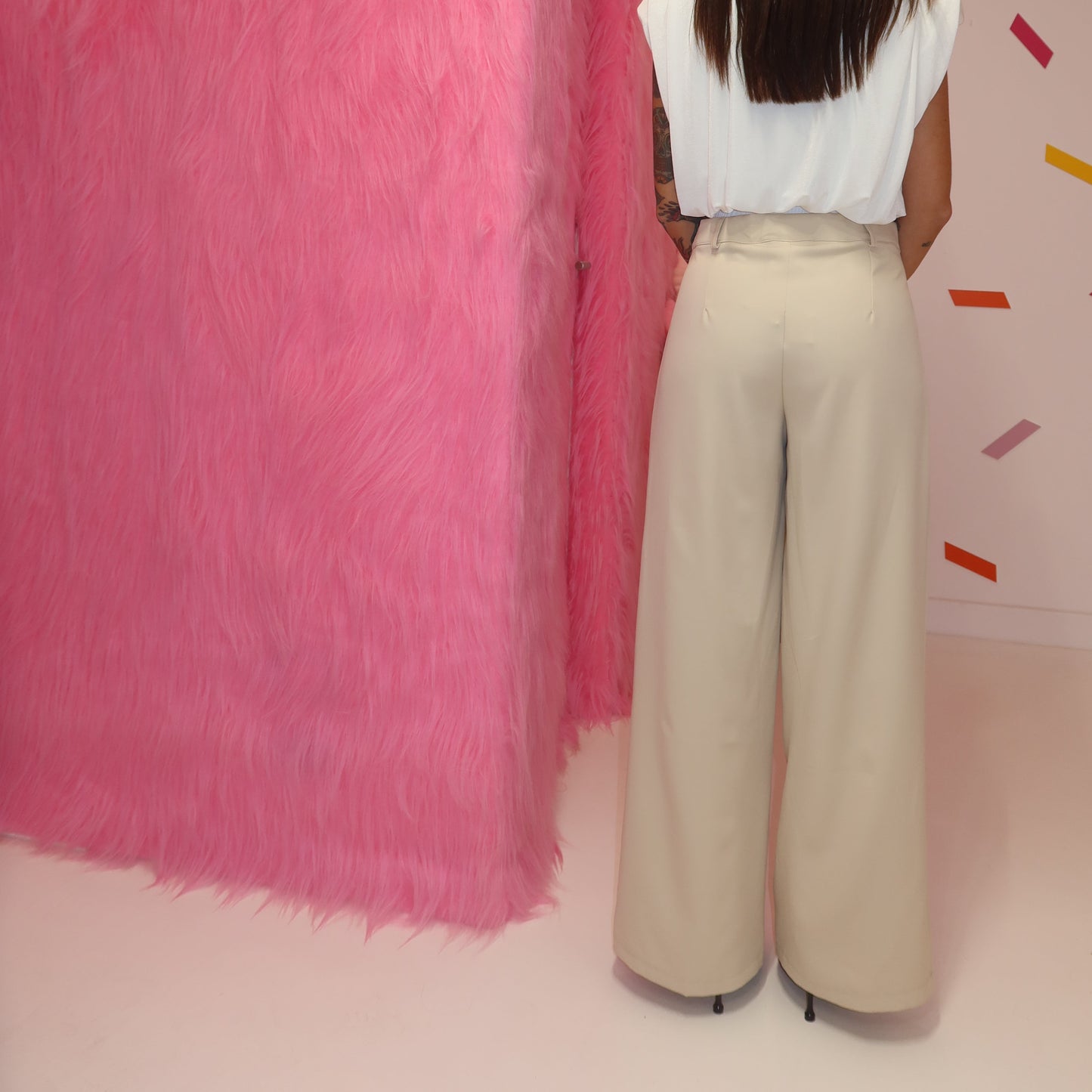 Pantalone Beige and White